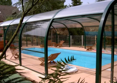 Angers - Votre abri de piscine fixe en aluminium